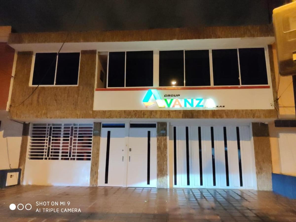 Hostal Avanza カリ エクステリア 写真