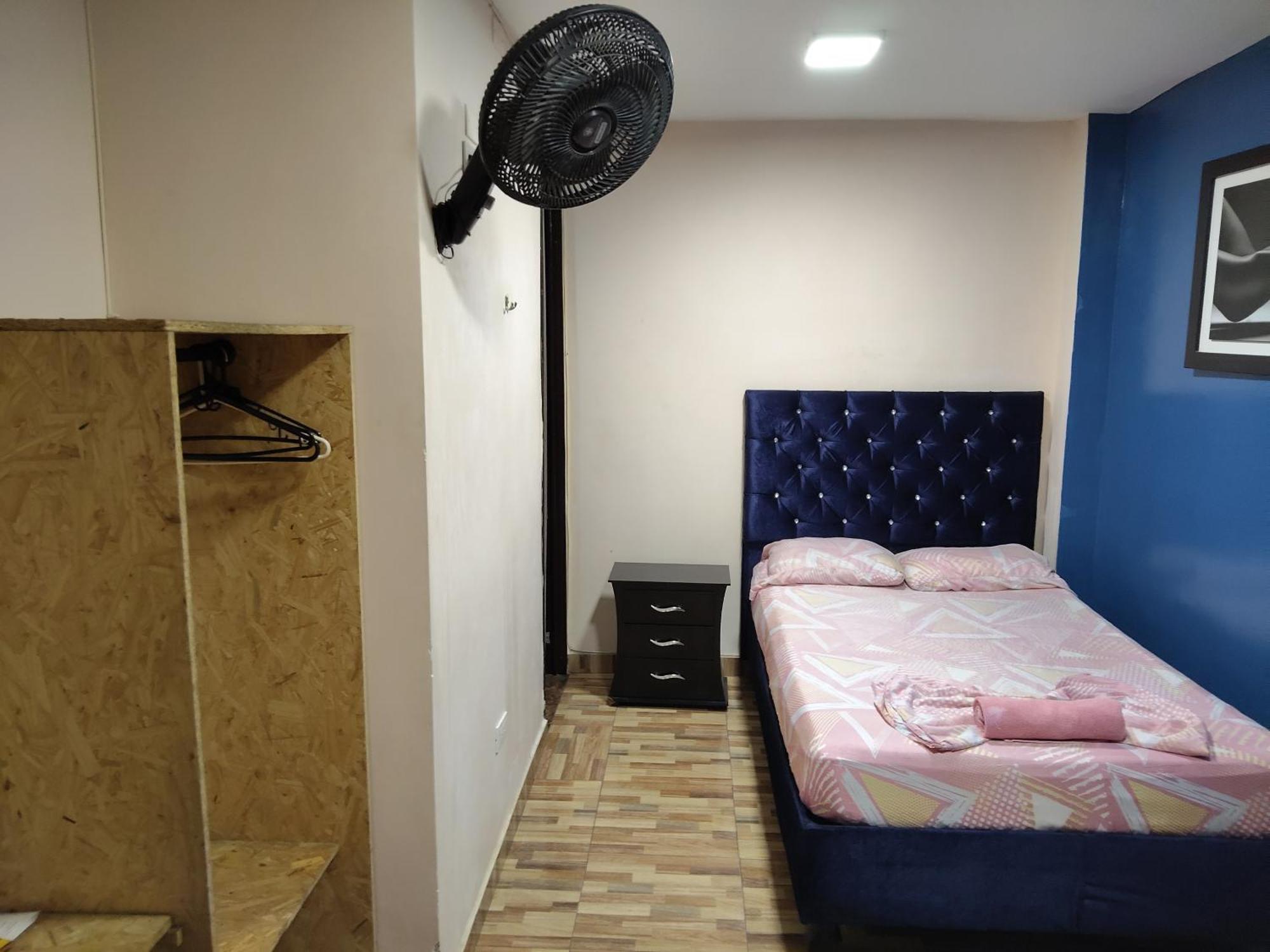 Hostal Avanza カリ エクステリア 写真