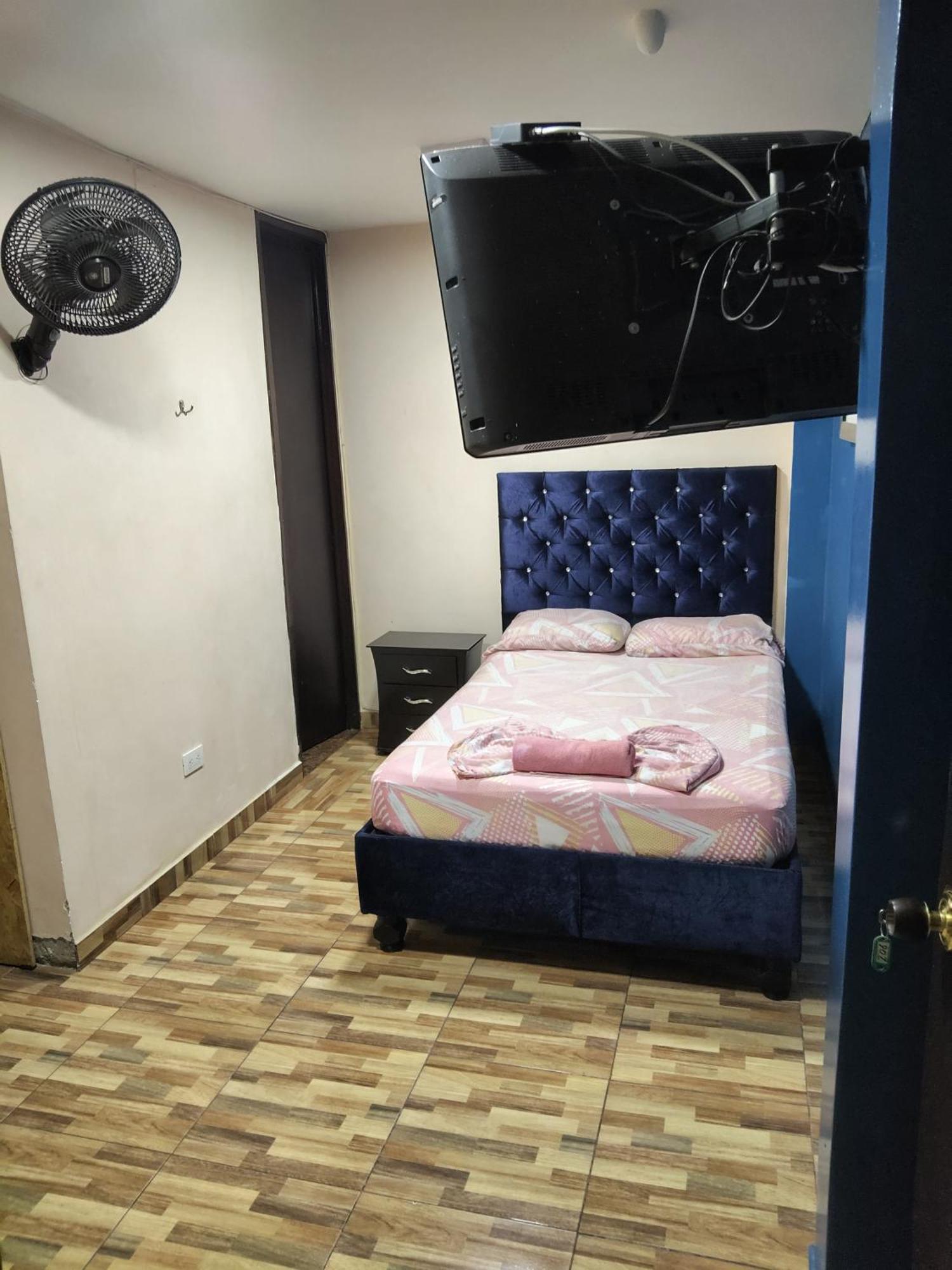 Hostal Avanza カリ エクステリア 写真